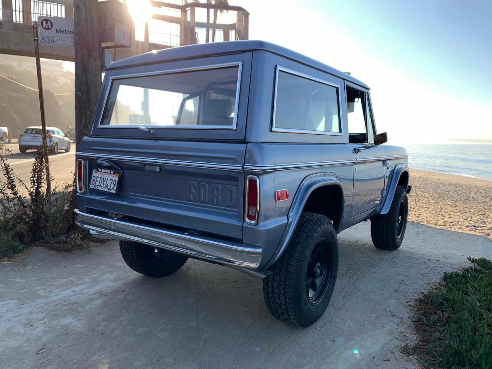 Custom Ford Bronco Image