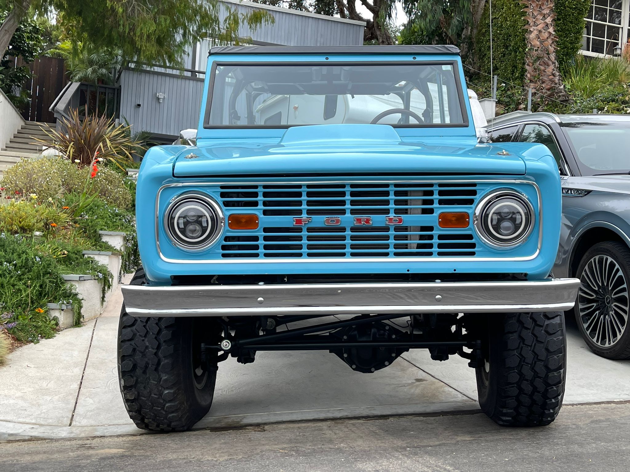 1968 Light Blue Ford Bronco - Custom Classic Ford Bronco Restorations ...